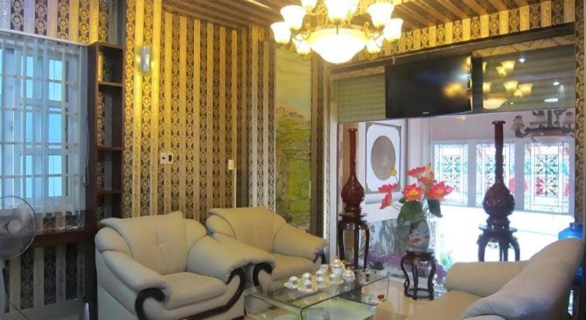 Khách sạn Vy Vy *