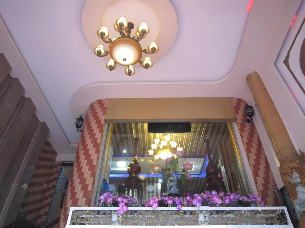 Vy Vy Hotel *