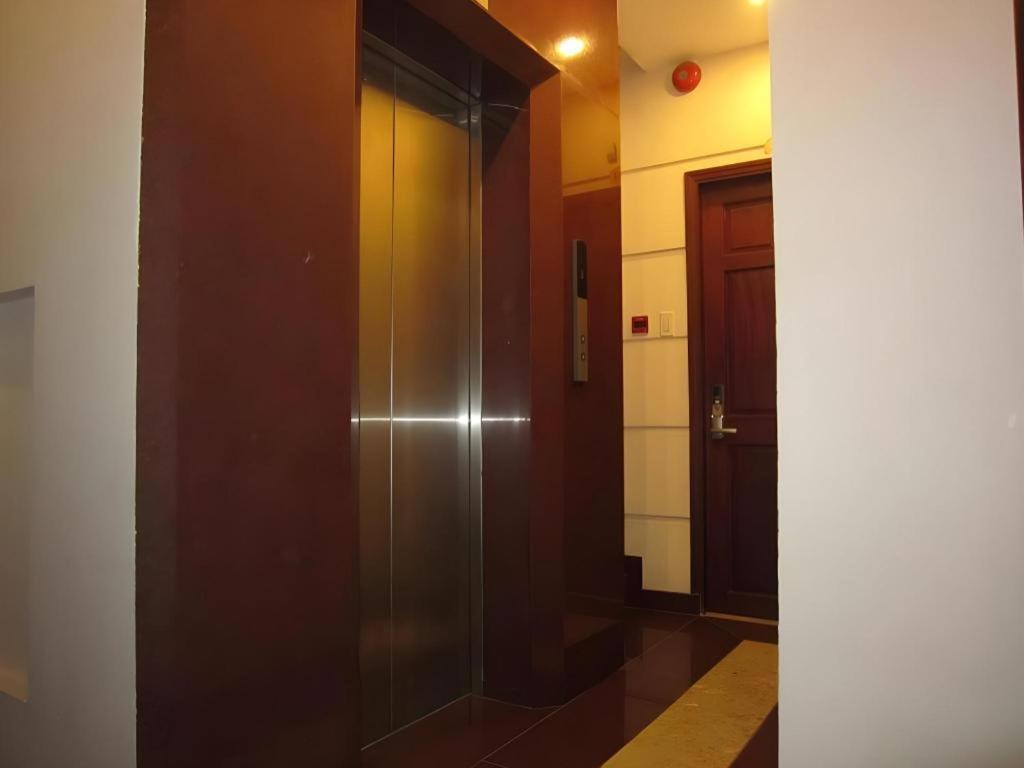 Hotel Vy Vy Airport *